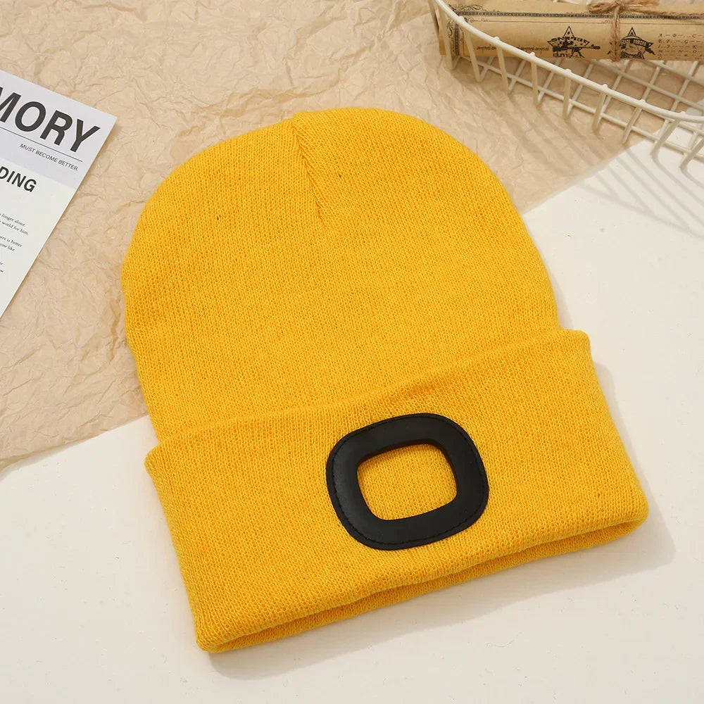 LED Beanie Hat with Light Unisex Warm Winter Hat USB Rechargeable Headlamp Cap Winter Knitted Night Lighted Hat Flashlight